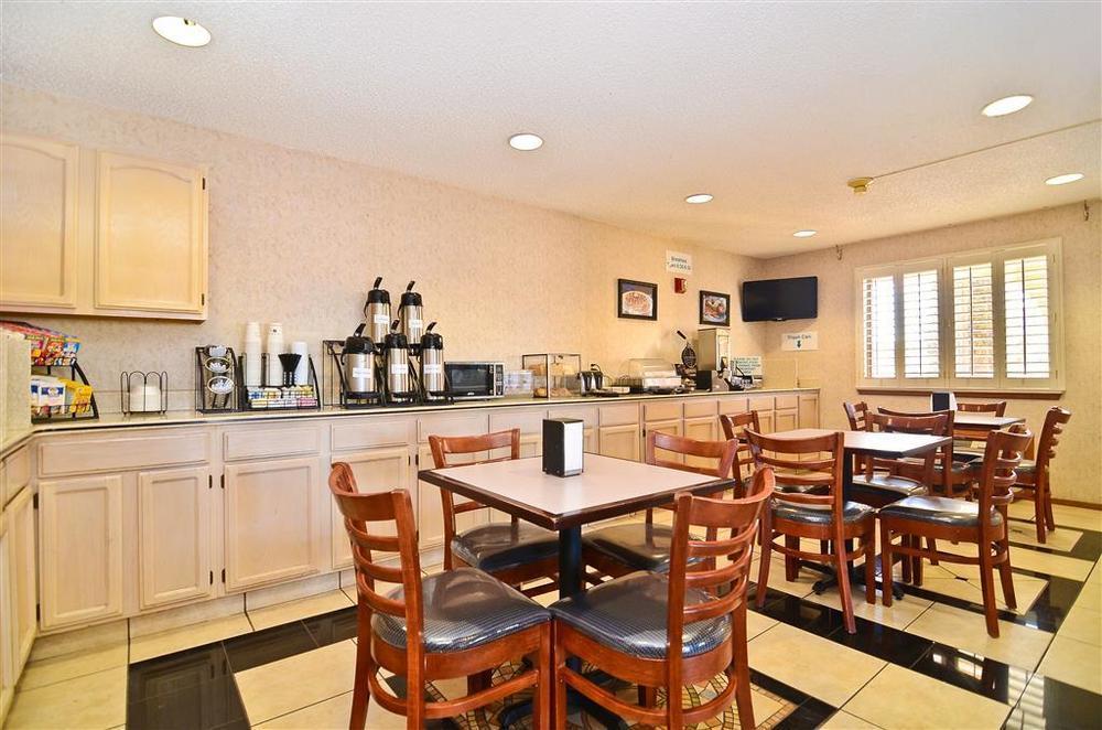 Best Western Sunland Park Inn El Paso Restoran gambar